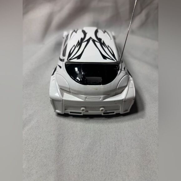 RC Remote Controlled  White Street Race Car Tested & In Working Order EPC - Picture 5 of 8